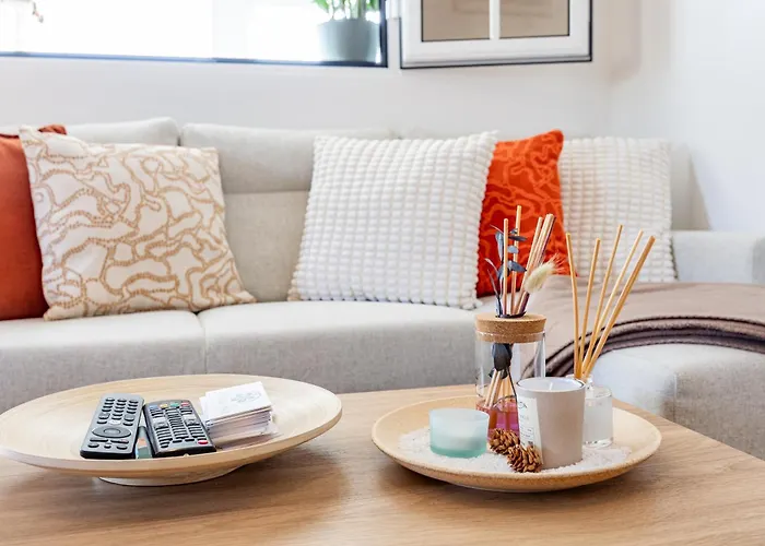 Hibiscus House By Your Key 別荘 カリェタ