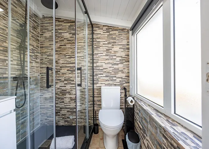 Hibiscus House By Your Key * カリェタ