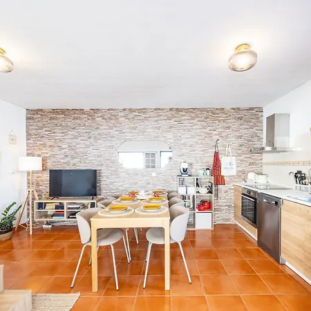 Prázdninový dům Hibiscus House By Your Key *