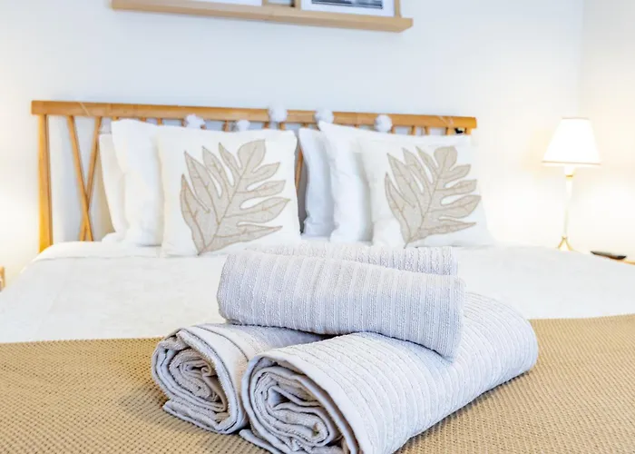 Hibiscus House By Your Key Holiday home *